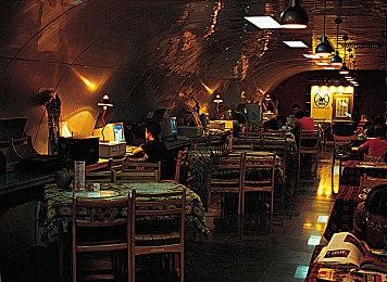 拉瑞安发行总监发文指责EA：你们的裁员方式很糟糕